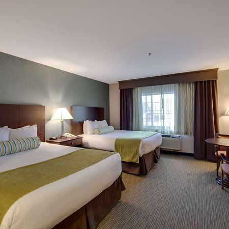 Best Western Plus, The Inn At Hampton Eksteriør billede