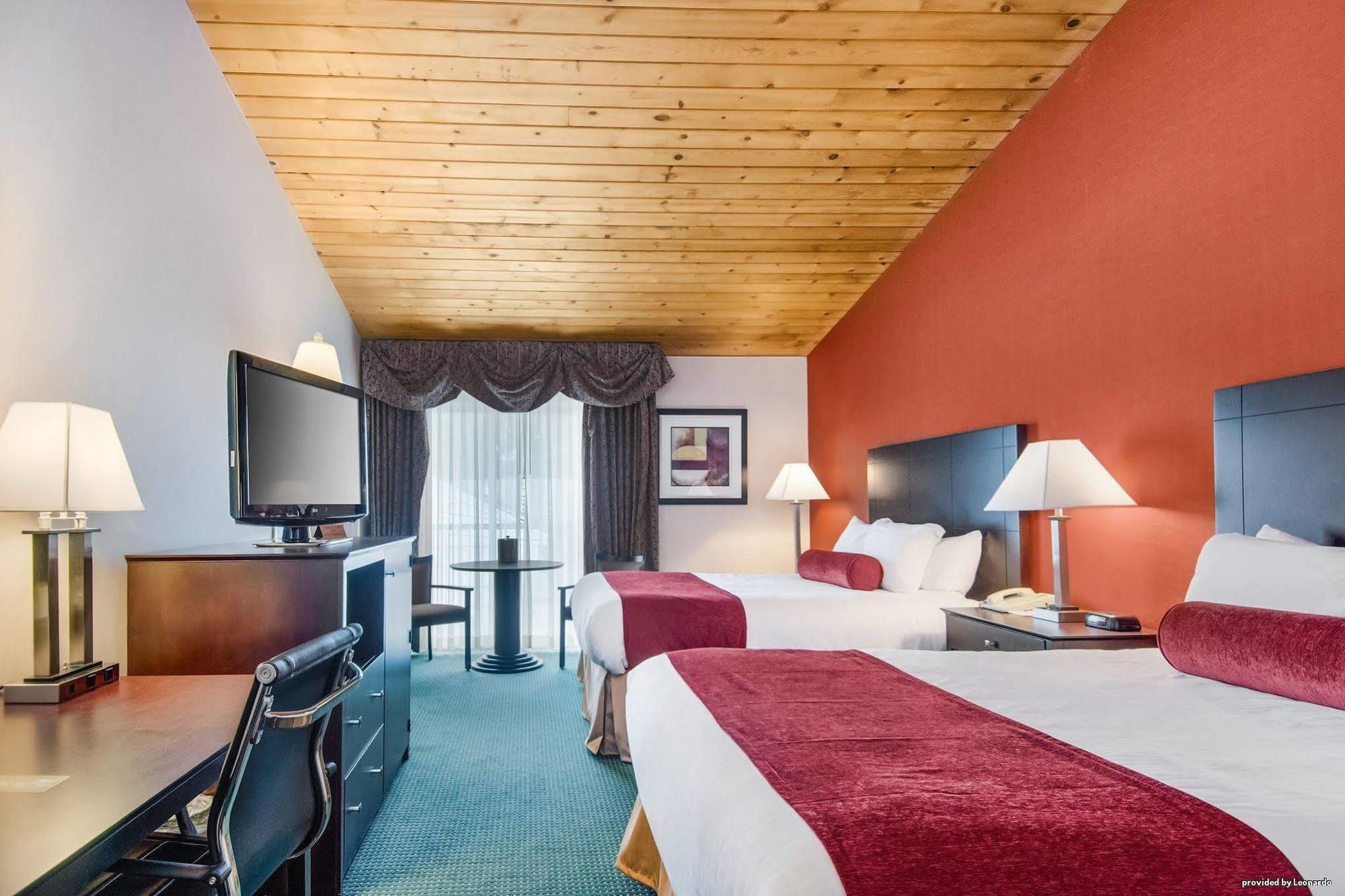 Best Western Plus, The Inn At Hampton Eksteriør billede