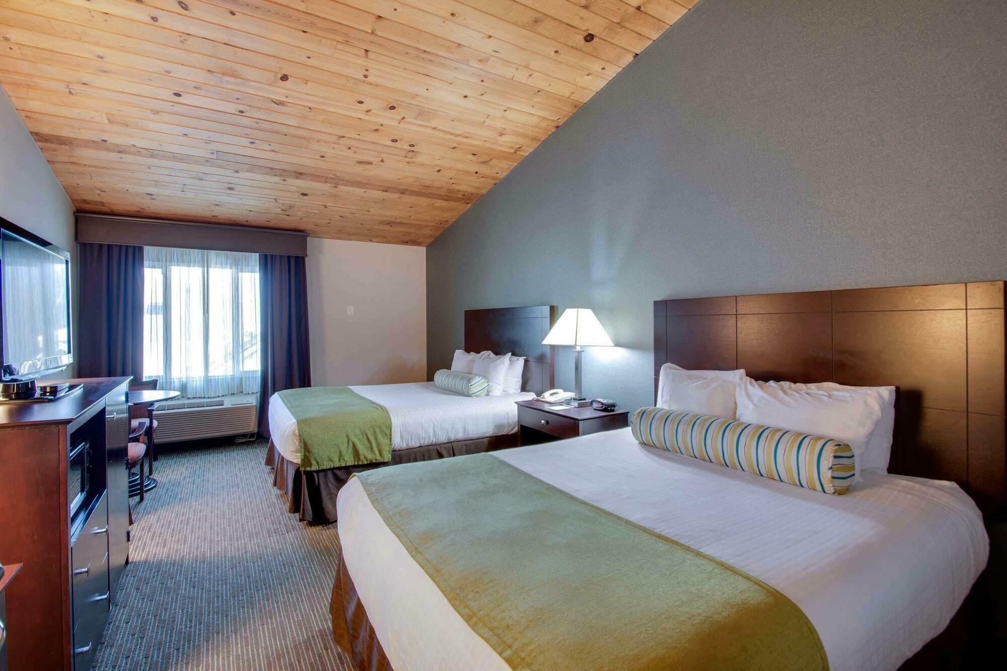 Best Western Plus, The Inn At Hampton Eksteriør billede
